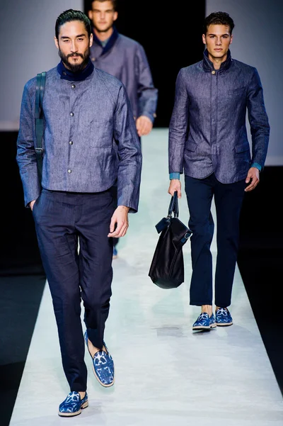 Look 7